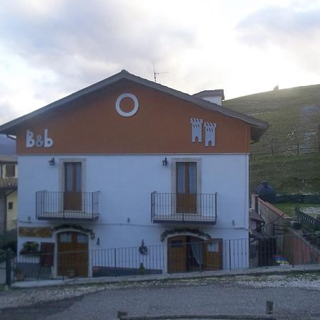 Le Antiche Torri Bed & Breakfast Pescasseroli Exterior foto