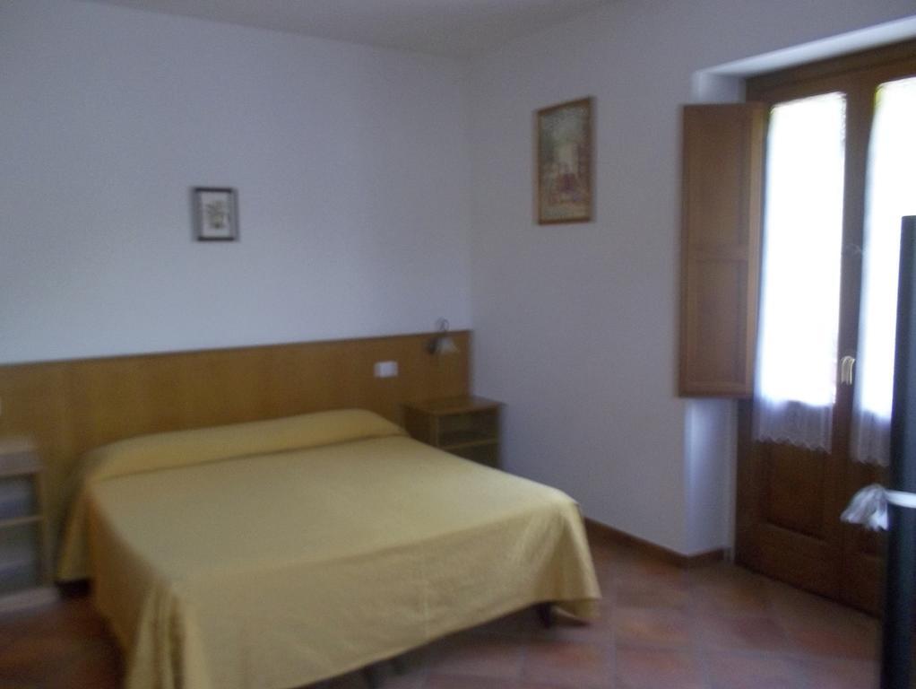 Le Antiche Torri Bed & Breakfast Pescasseroli Cameră foto