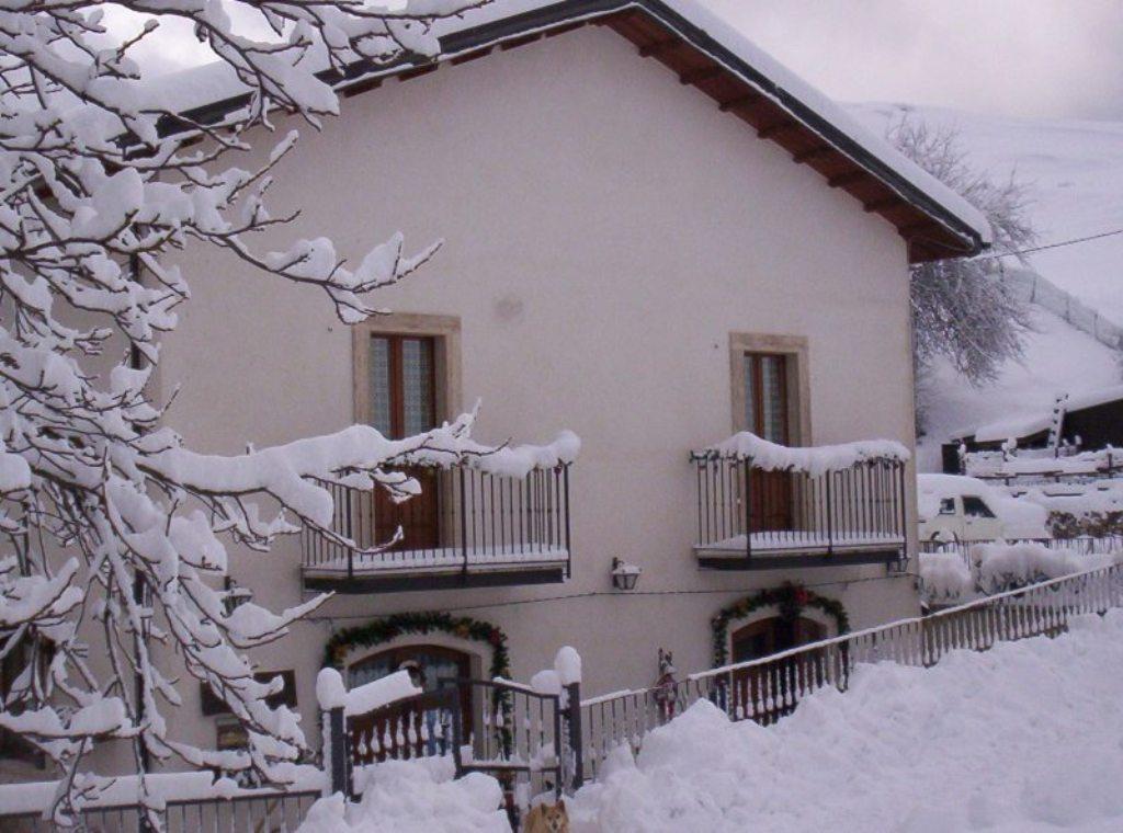 Le Antiche Torri Bed & Breakfast Pescasseroli Exterior foto