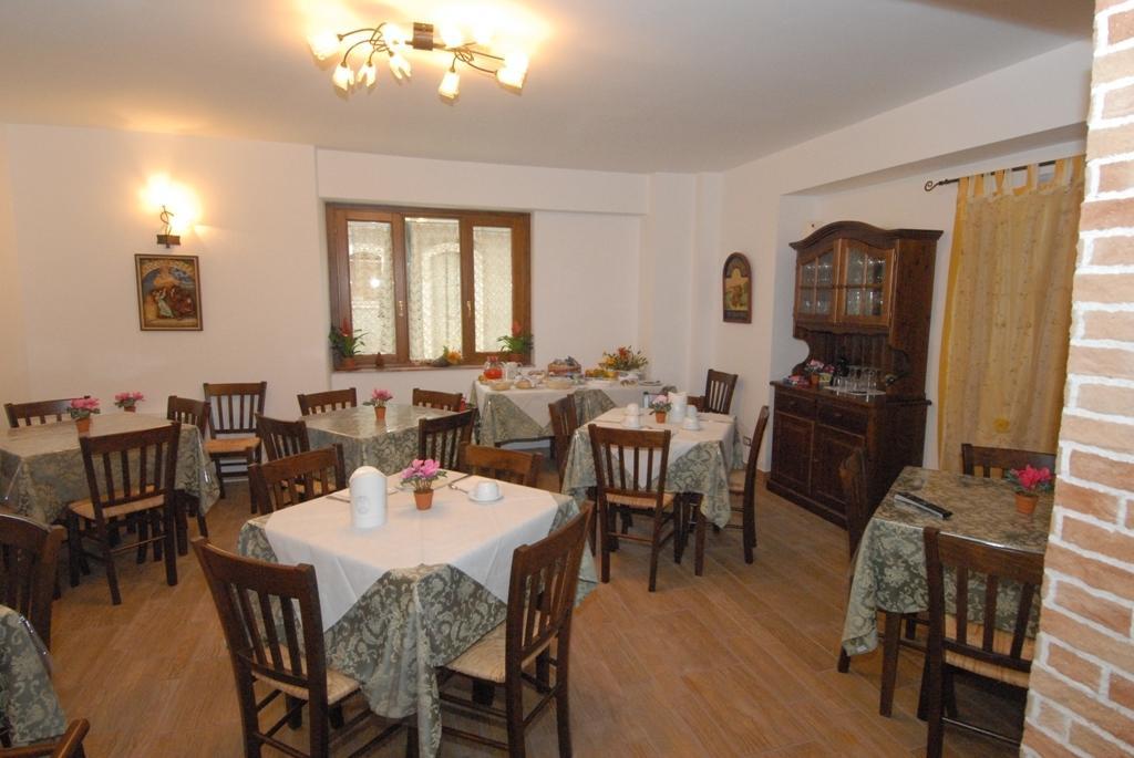 Le Antiche Torri Bed & Breakfast Pescasseroli Exterior foto